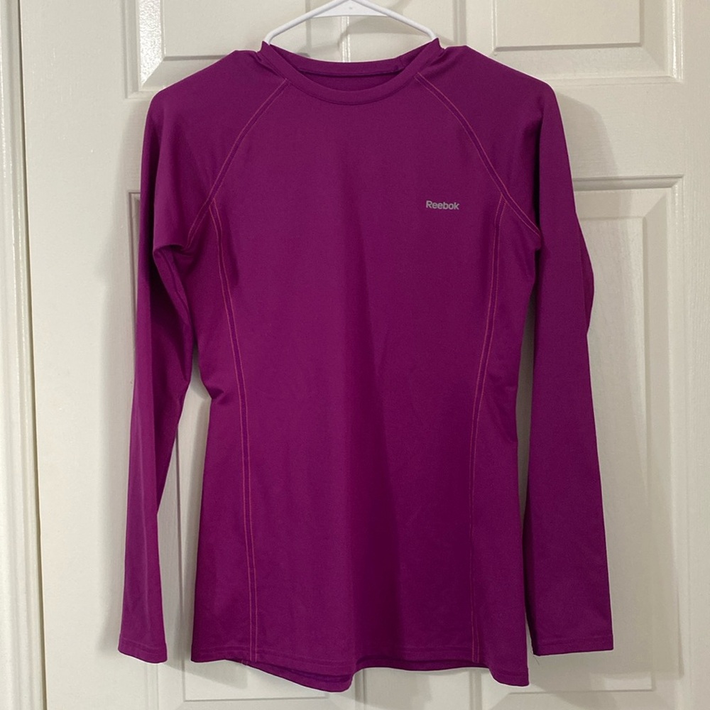 Reebok magenta dri-fit long sleeve fitted athletic top - size small